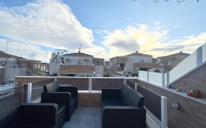 Resale - Bungalow -
Torrevieja - Torreblanca