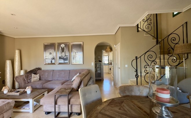 Resale - Villa -
Orihuela Costa - Costa Blanca