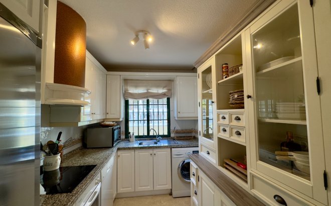 Resale - Villa -
Orihuela Costa - Costa Blanca