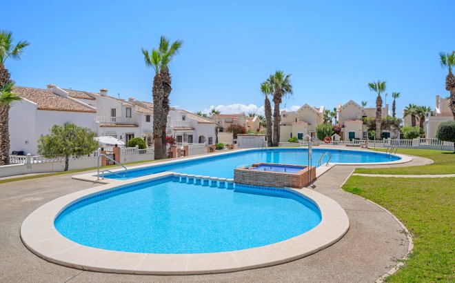 Resale - Villa -
Orihuela Costa - Costa Blanca