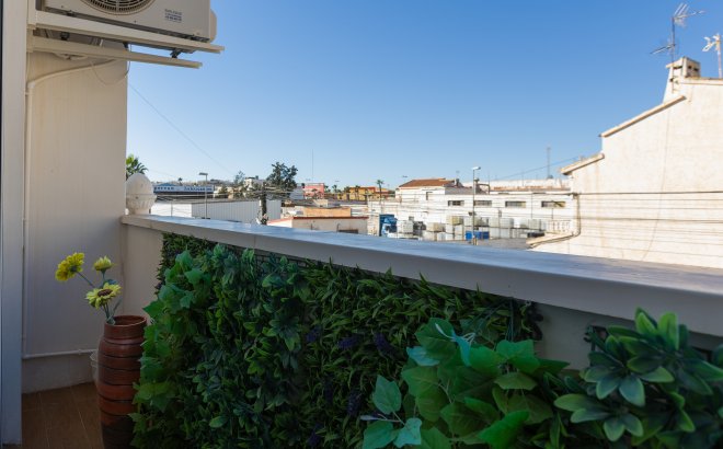 Resale - Town House -
Torrevieja - Costa Blanca
