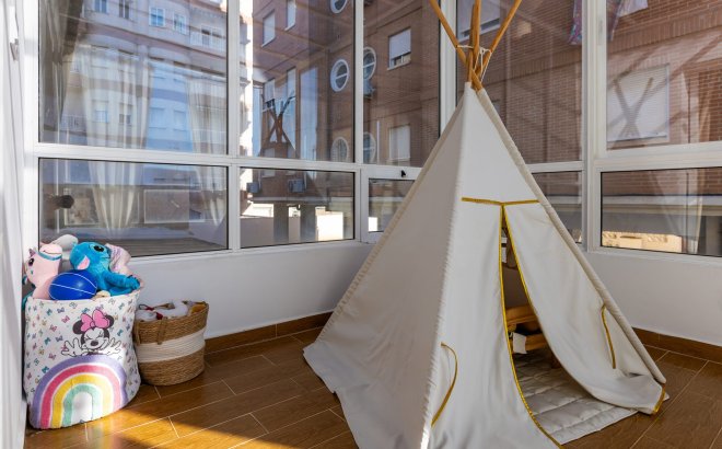 Resale - Town House -
Torrevieja - Costa Blanca