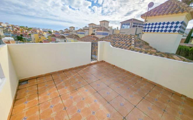 Resale - Villa -
Villamartin - Costa Blanca