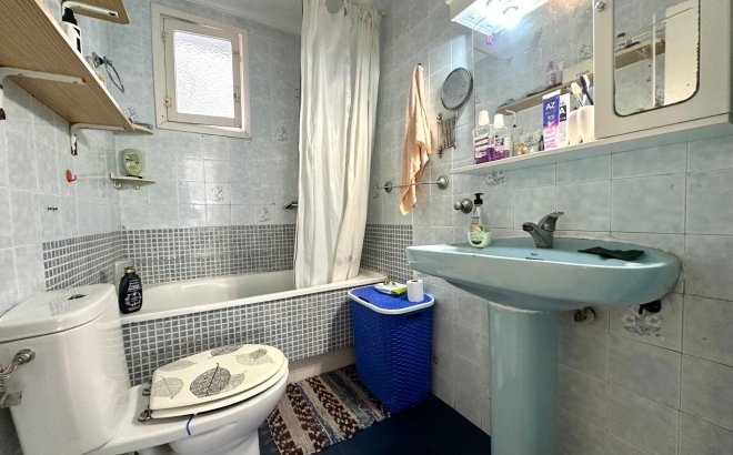 Resale - Apartment -
Torrevieja - Estacion De Autobuses