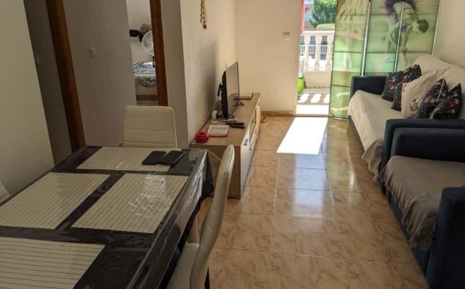Resale - Apartment -
Torrevieja - Playa del Cura