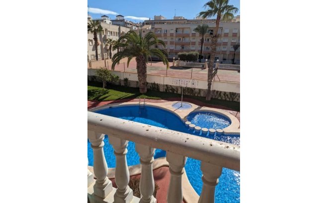 Resale - Apartment -
Torrevieja - Playa del Cura