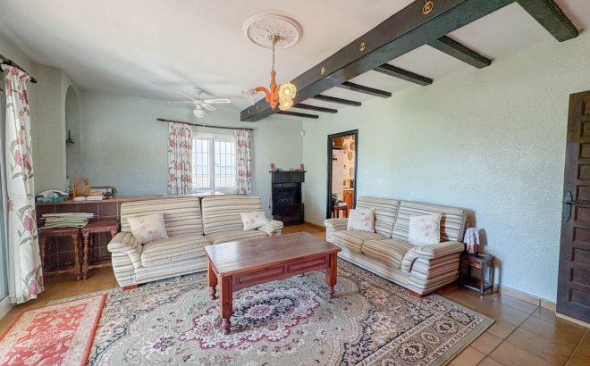 Resale - Villa -
Los Balcones - Costa Blanca