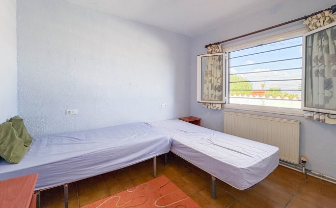 Resale - Villa -
Los Balcones - Costa Blanca