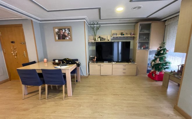 Herverkoop - Appartement -
Torrevieja - Costa Blanca