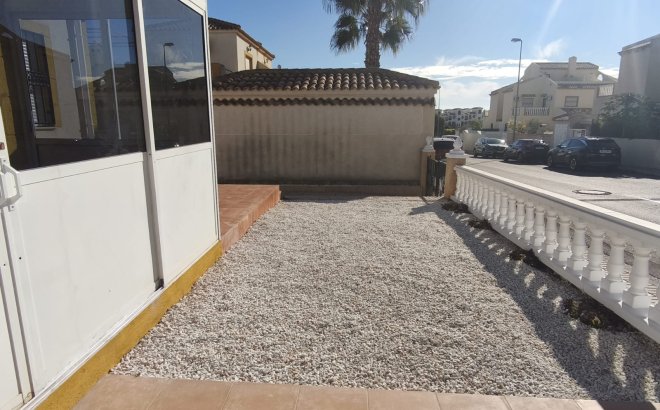 Herverkoop - Bungalow -
Orihuela Costa - Costa Blanca
