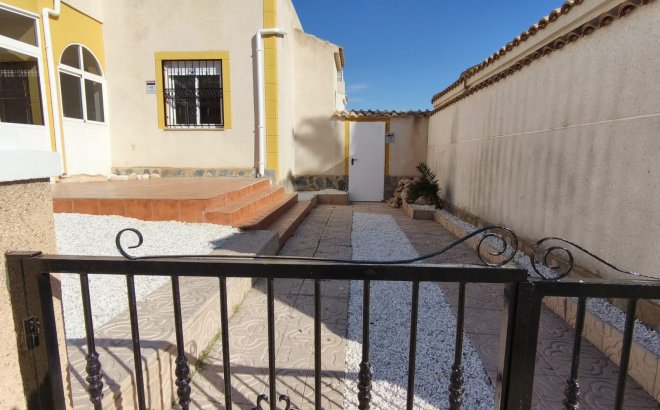 Herverkoop - Bungalow -
Orihuela Costa - Costa Blanca