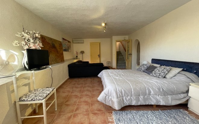 Resale - Villa -
Benijofar - Costa Blanca