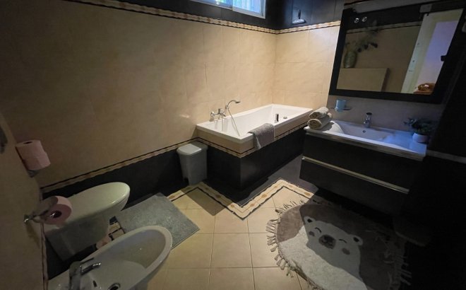 Resale - Villa -
Benijofar - Costa Blanca