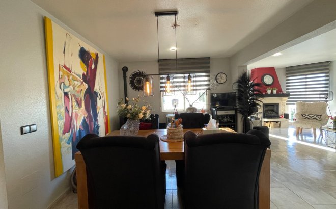 Resale - Villa -
Benijofar - Costa Blanca