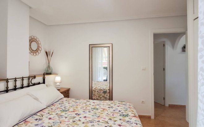 Resale - Penthouse -
Torrevieja - La Mata