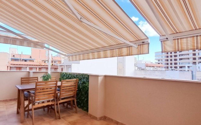 Resale - Penthouse -
Torrevieja - La Mata