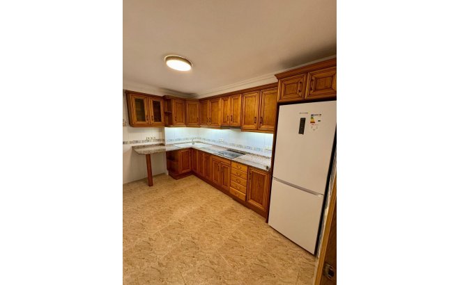 Resale - Apartment -
Torrevieja - Centro