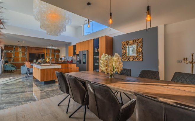 Resale - Villa -
Benijofar - Residencial Benimar