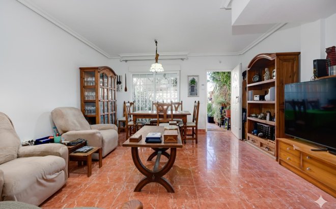 Resale - Villa -
Orihuela Costa - Costa Blanca