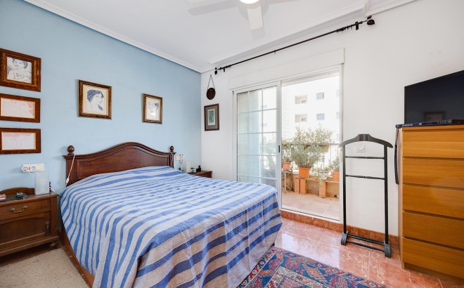 Resale - Villa -
Orihuela Costa - Costa Blanca