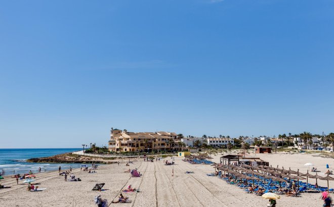 Resale - Villa -
Orihuela Costa - Costa Blanca