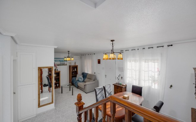 Resale - Villa -
Torrevieja - Costa Blanca