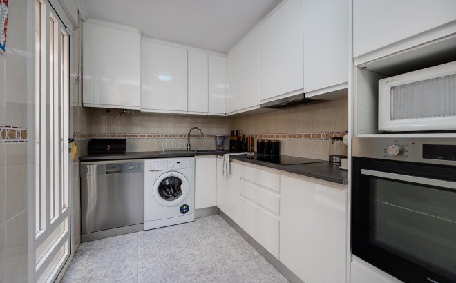 Resale - Villa -
Torrevieja - Costa Blanca