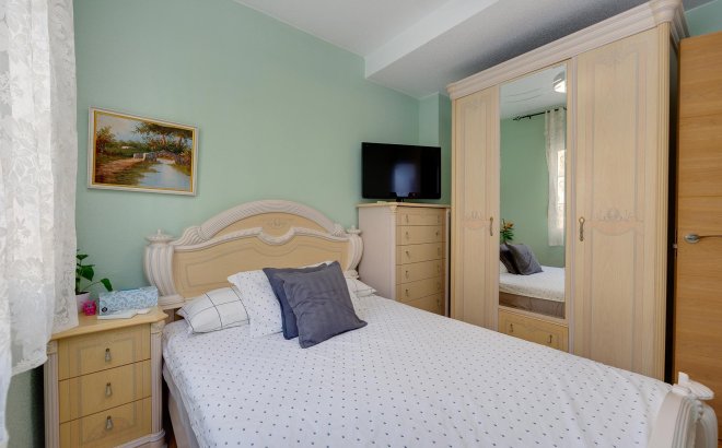 Resale - Villa -
Torrevieja - Costa Blanca