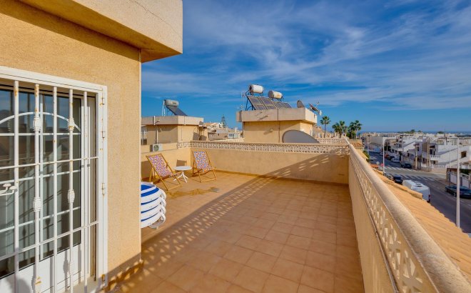 Resale - Villa -
Torrevieja - Costa Blanca