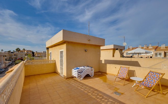Resale - Villa -
Torrevieja - Costa Blanca