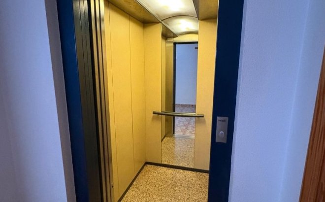 Herverkoop - Appartement -
Torrevieja - Costa Blanca