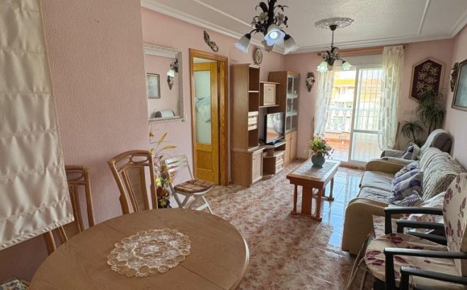 Herverkoop - Appartement -
Torrevieja - Costa Blanca