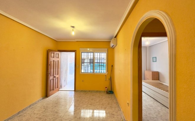Herverkoop - Appartement -
Torrevieja - La Mata Pueblo