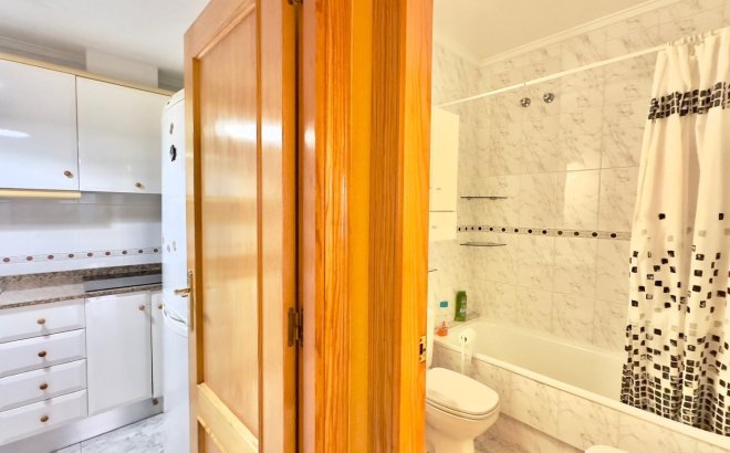 Herverkoop - Appartement -
Torrevieja - La Mata Pueblo