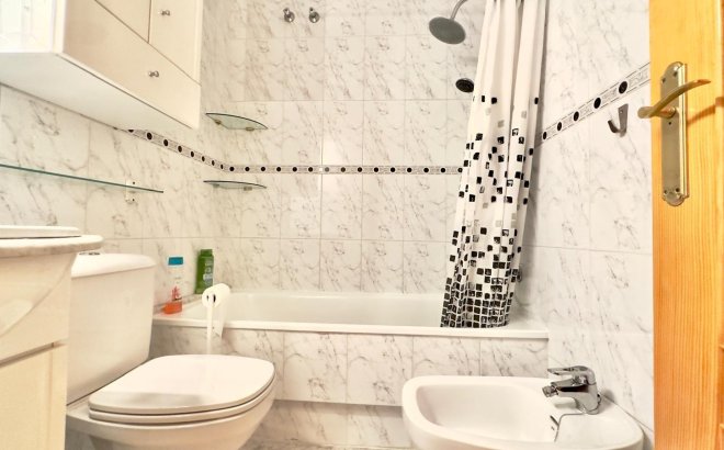 Herverkoop - Appartement -
Torrevieja - La Mata Pueblo