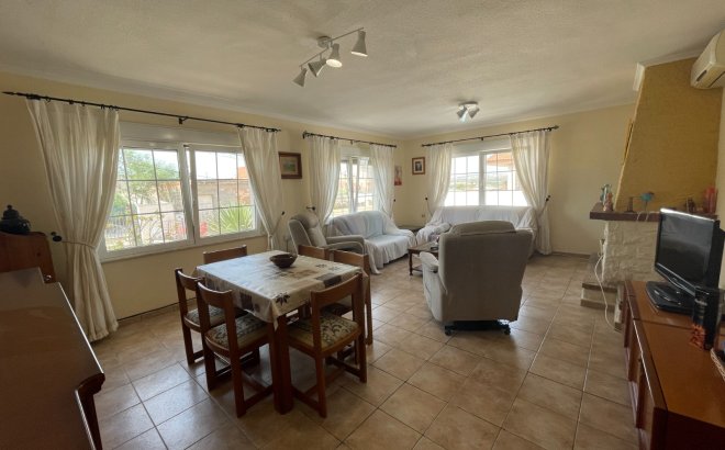 Resale - Villa -
Benijofar - Costa Blanca