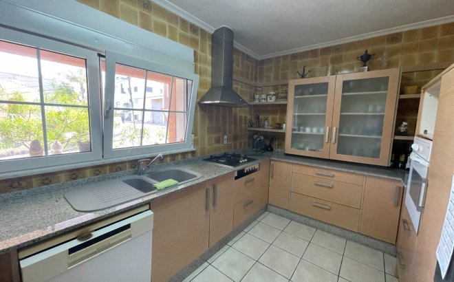 Resale - Villa -
Benijofar - Costa Blanca