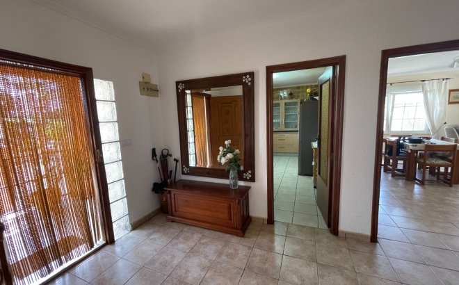 Resale - Villa -
Benijofar - Costa Blanca