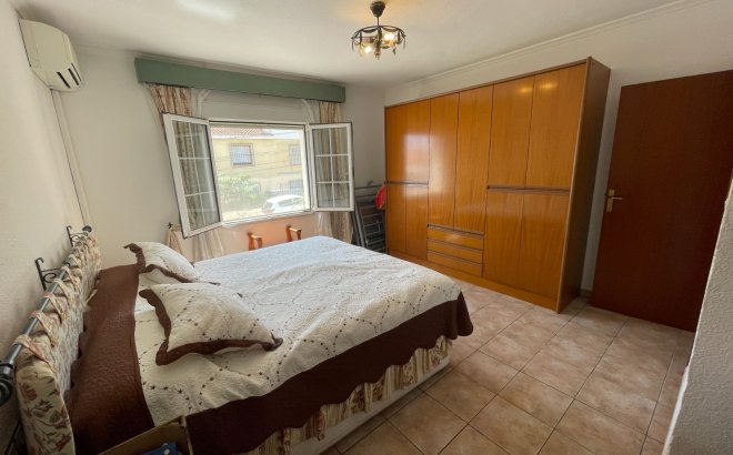 Resale - Villa -
Benijofar - Costa Blanca