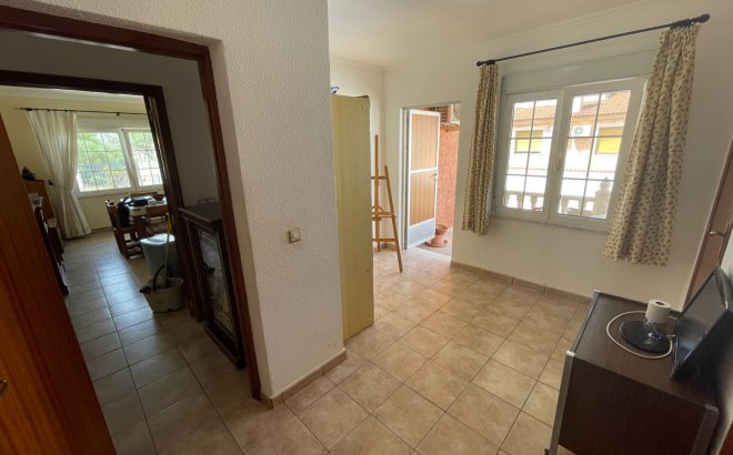 Resale - Villa -
Benijofar - Costa Blanca