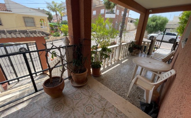 Resale - Villa -
Benijofar - Costa Blanca