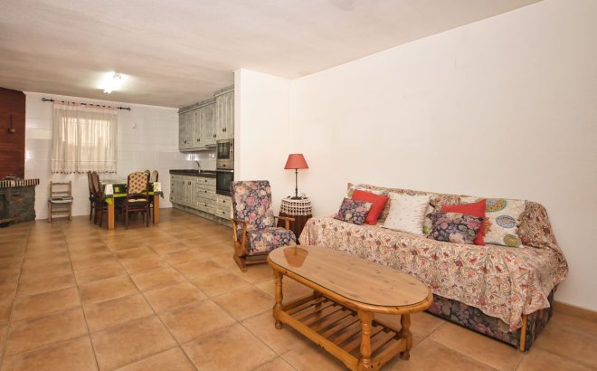 Resale - Villa -
Benijofar - Costa Blanca