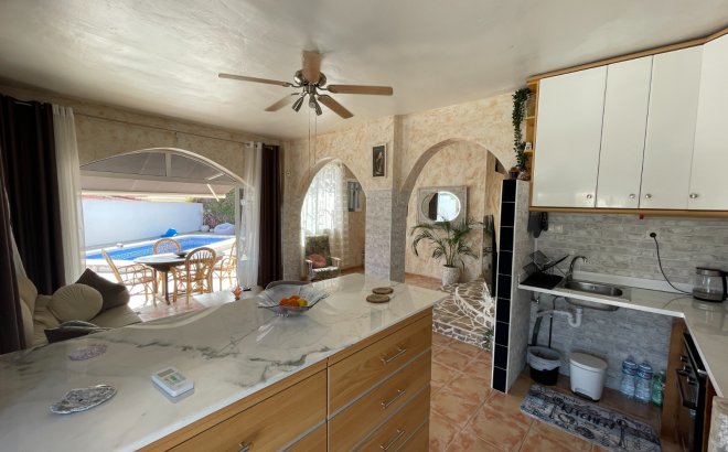 Resale - Villa -
Ciudad Quesada - Costa Blanca