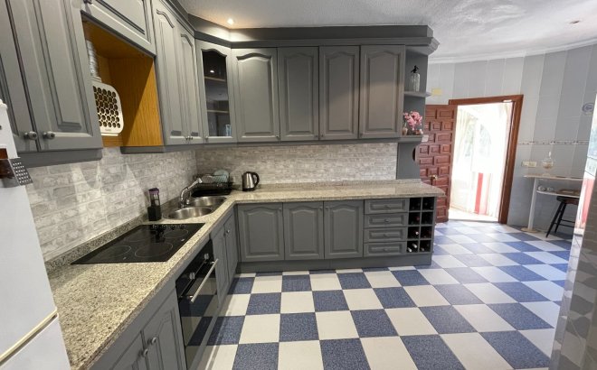 Resale - Villa -
Ciudad Quesada - Costa Blanca