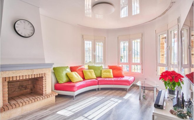 Resale - Villa -
Los Montesinos - Costa Blanca