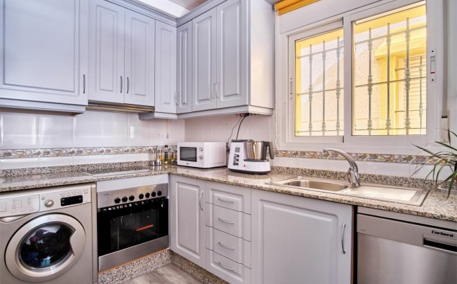 Resale - Villa -
Los Montesinos - Costa Blanca