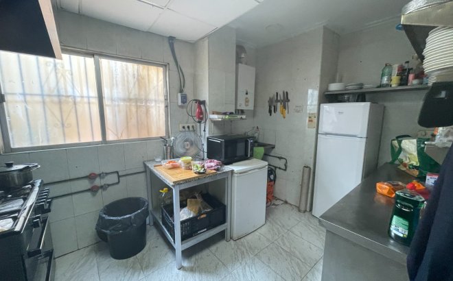 Herverkoop - Commercial -
Torrevieja - Costa Blanca