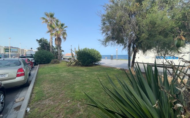 Herverkoop - Commercial -
Torrevieja - Costa Blanca