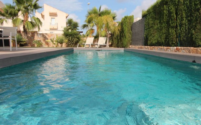 Herverkoop - Villa -
Rojales - Inland