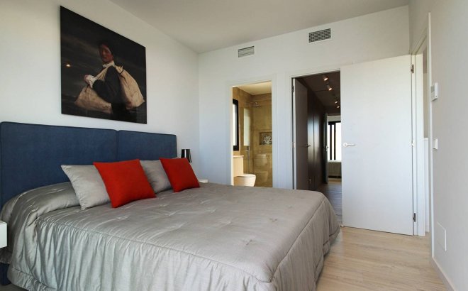 Herverkoop - Villa -
Rojales - Inland